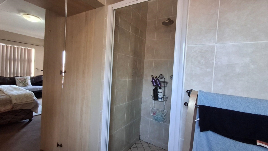 3 Bedroom Property for Sale in Seemeeu Park Western Cape